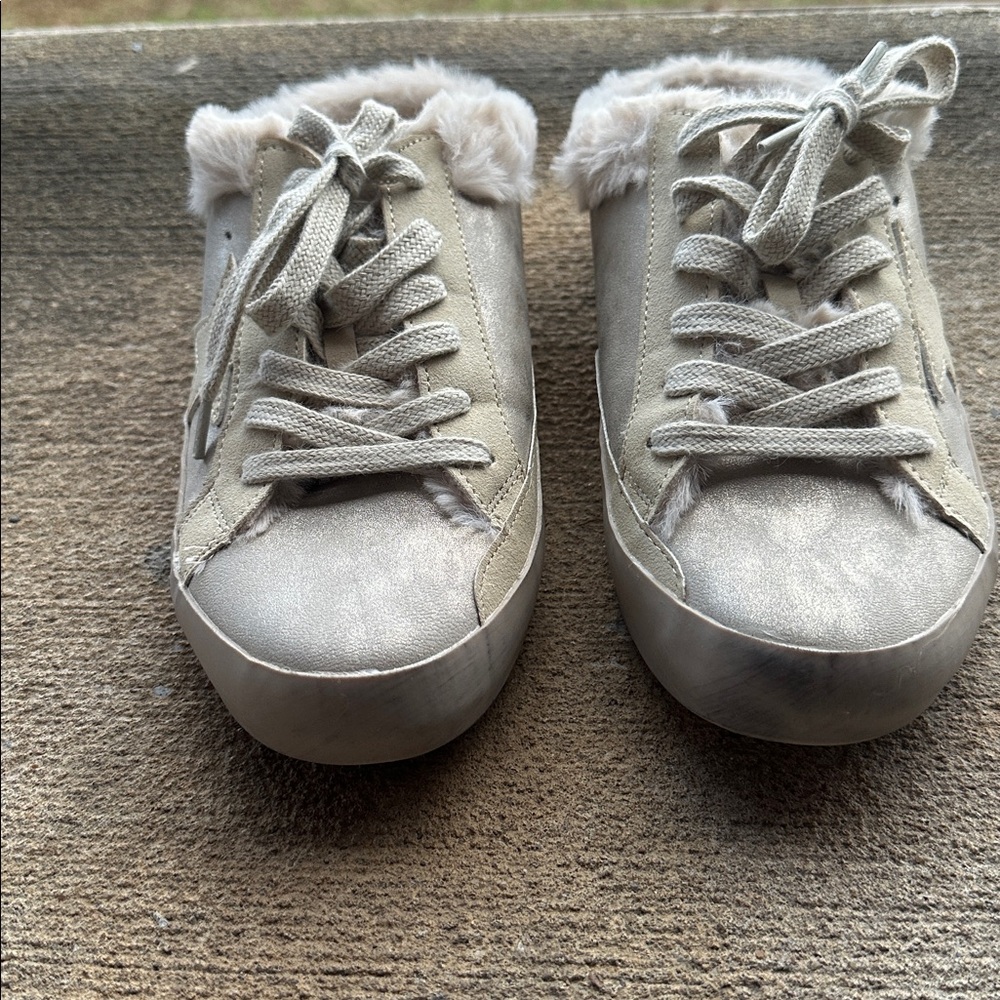 SHU SHOP | THE PINAH SNEAKERS IN GOLD - Picture 6 of 10